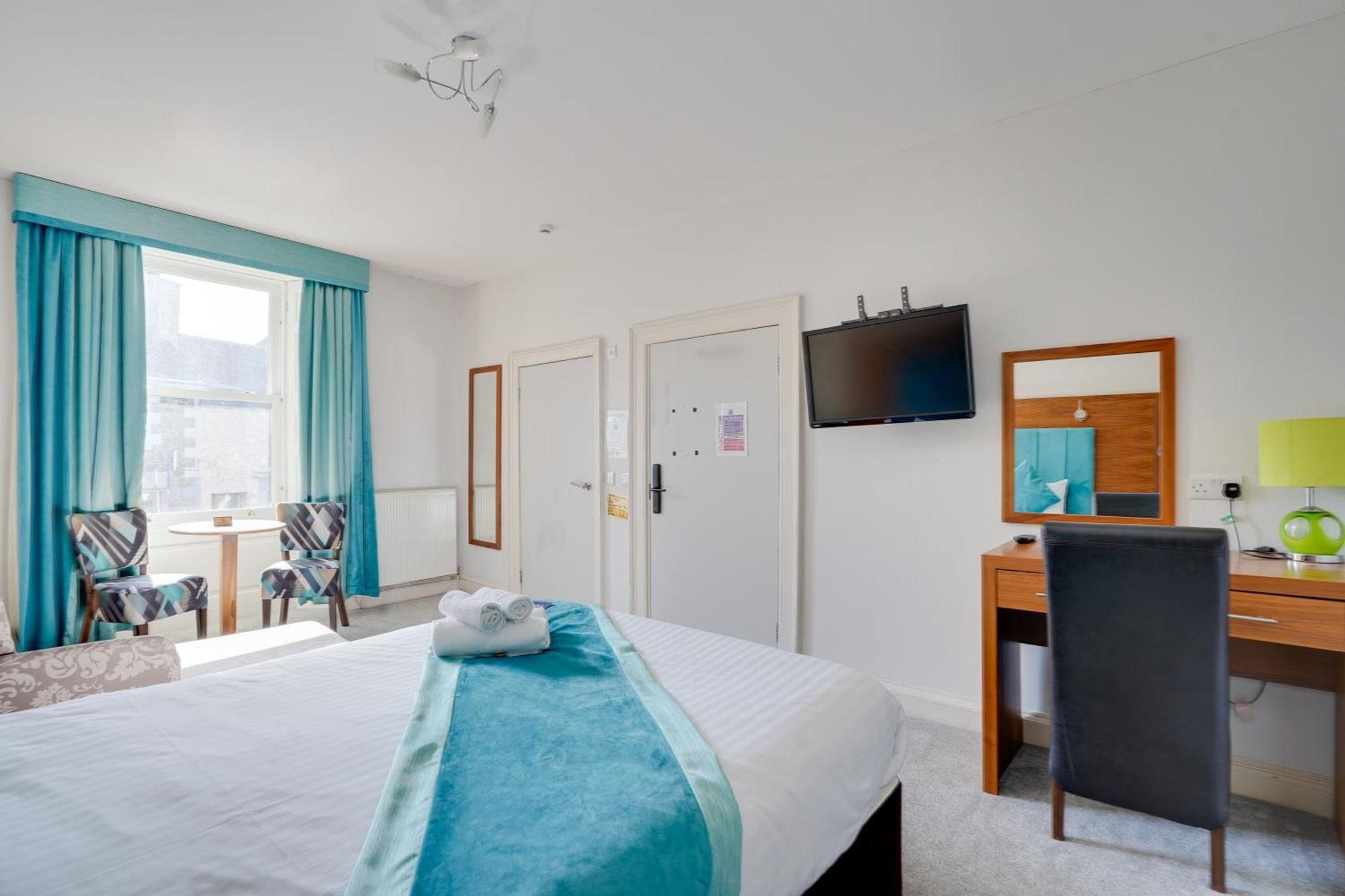 The County Hotel - Self Check-In, Ultra Fast Wi-Fi, Free Parking, Central Location เซลเคิร์ค ภายนอก รูปภาพ