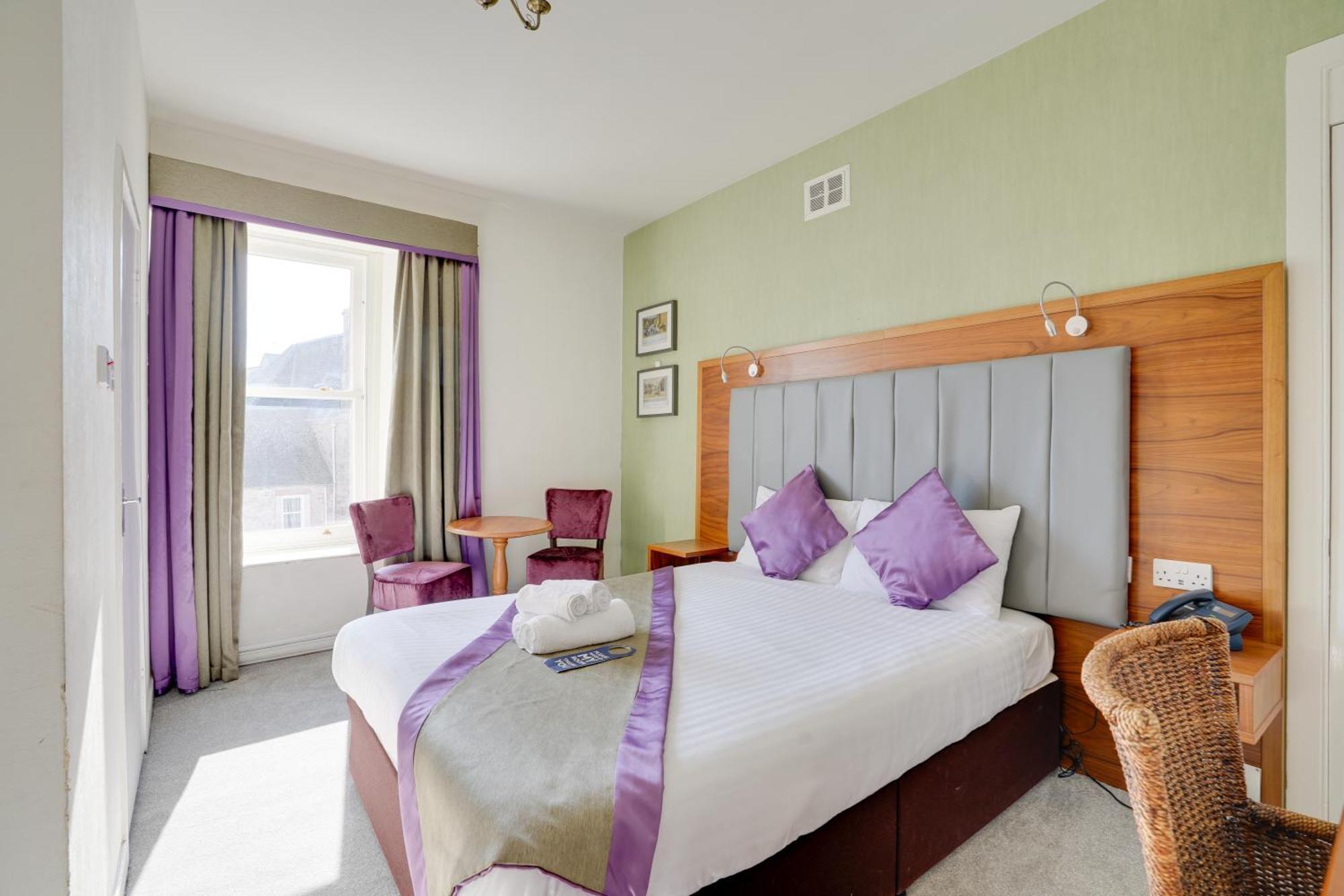 The County Hotel - Self Check-In, Ultra Fast Wi-Fi, Free Parking, Central Location เซลเคิร์ค ภายนอก รูปภาพ
